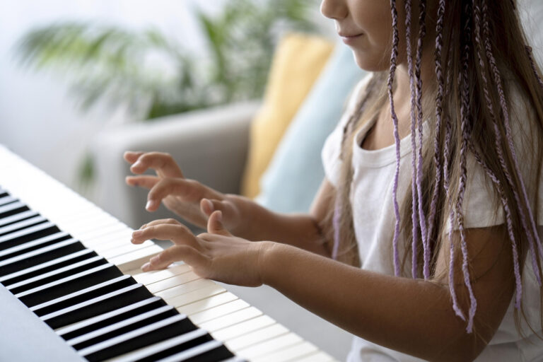 PIANO FOR KIDS