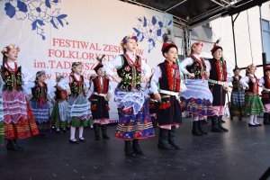 Zespół Folklorystyczny "Dzieci Kujaw" grupa średniozaawansowana